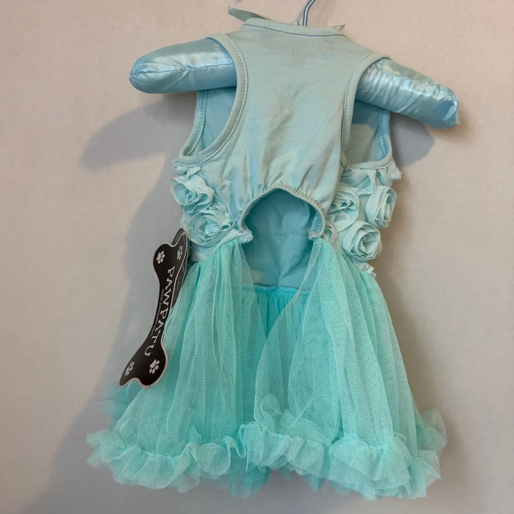 🐾 🩷 Adorable Aqua Rosette Diva Doggie or “Chubby” Kitty Dress 😂 Size M